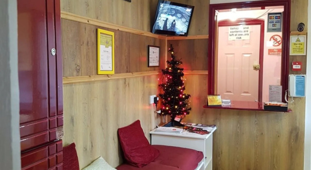 Anand Lodge, Забронировать Гостевой дом Отели Англии с завтраком, Завтраки