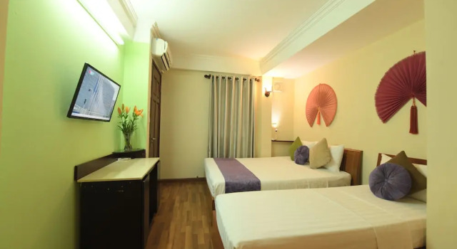 Трёхместный номер Deluxe с видом на озеро Holiday Lakeview Hotel