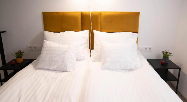 Corvin Palace Residence - 3 sep. BDRM for 6 people, Varaa Hotelli Budapest Budapest