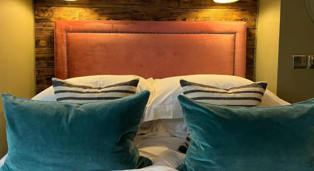 Люкс East Beach Guest House