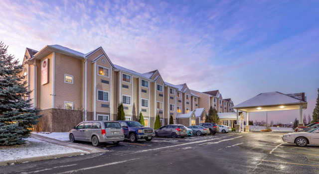 Microtel Inn & Suites by Wyndham Woodstock, Varaa Hotelli  