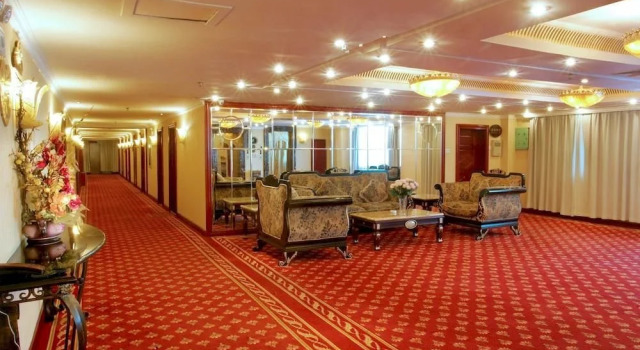 Palace Hotel - Zhengzhou Xinzheng, Rezerwuj Hotel Xinzheng Henan