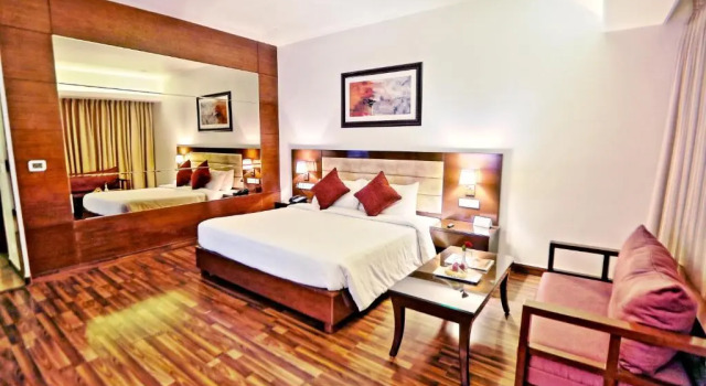 Номер Premium Hotel Home In By Amrik Sukhdev