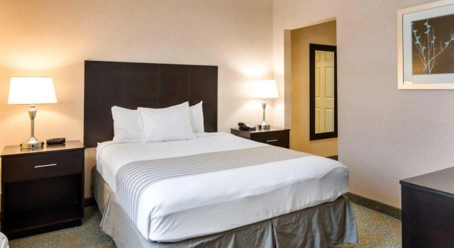 Двухместный номер Standard Candlewood Suites Stafford Quantico