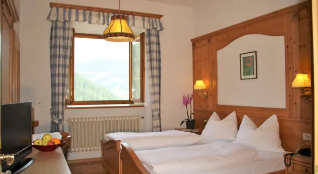 Номер Standard Hotel Alpenrose Dolomites