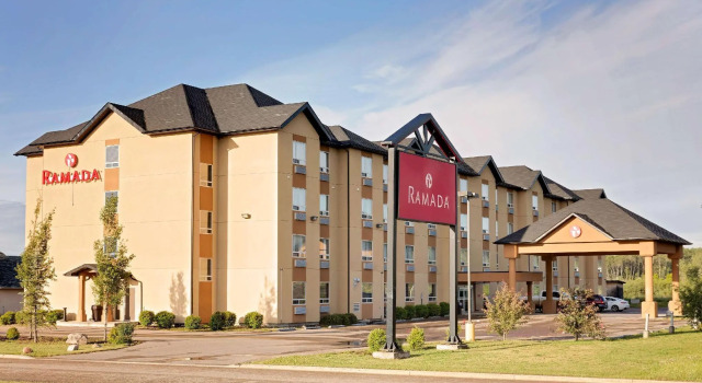 Standart çift kişilik oda Ramada Cold Lake