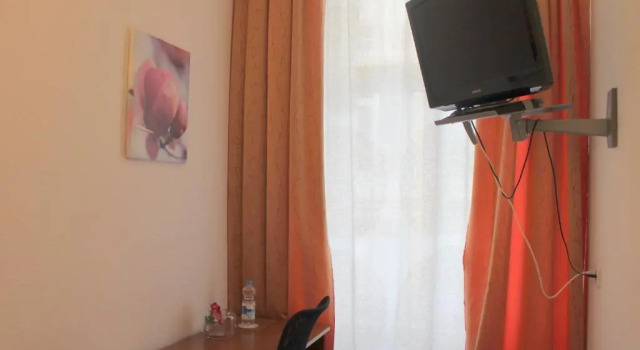 Standart tek kişilik oda Hotel Amelie Berlin