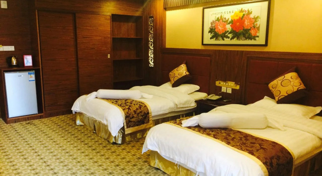 Li Wan Hotel Guangzhou Airport Branch, Varaa Hotelli Hotellit Guangdong aamiaisella, Aamiainen
