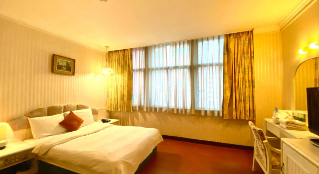 Двухместный номер Deluxe Hotel Chung Shan