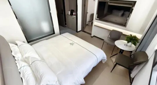 Yilong Lanshe Hotel, Prenota Hotel Nanchong Sichuan