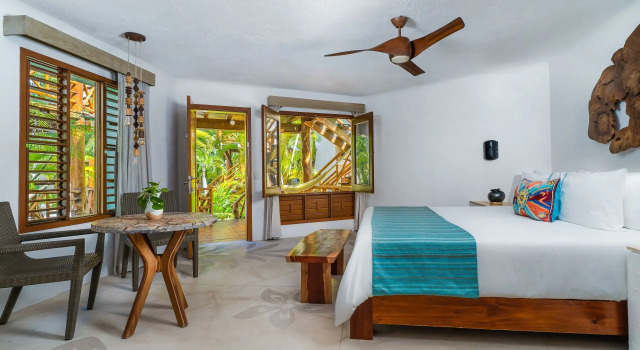 Номер с видом на сад Mahekal Beach Front Resort & Spa