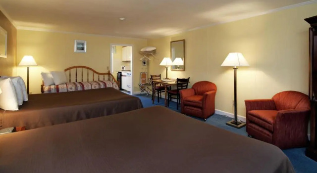 Номер Deluxe Cape Cod Harbor House Inn