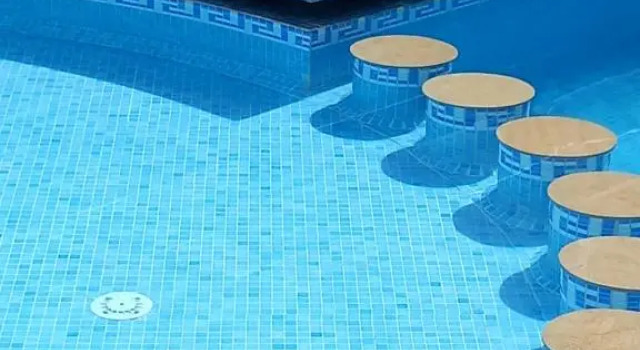 Grand appartement en face à la mer avec piscine., Rezerwuj Apartament Hotele w Tanger-Tetouan z parkingiem, Parking