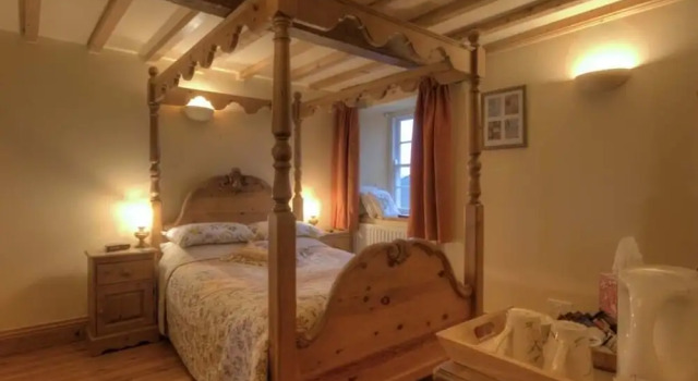 Riverside Bed & Breakfast, Забронировать Отель Отели Англии с завтраком, Завтраки