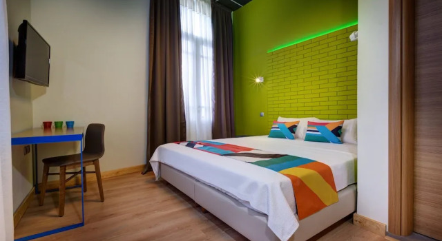 Номер Deluxe c 1 комнатой с видом на море COLORS Central Ladadika