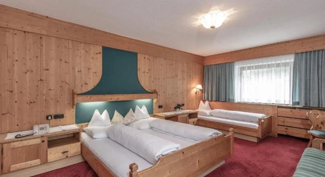 Номер Standard Pension Jaqueline