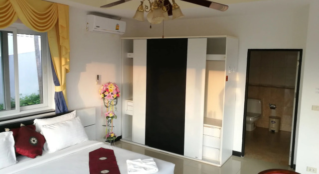 Baan Waru Seaview