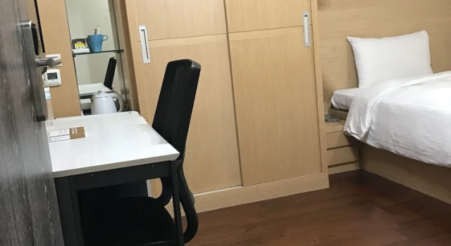 Номер Economy West 59 Inn