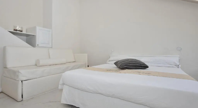 Четырёхместный номер Standard Villa Lara Hotel