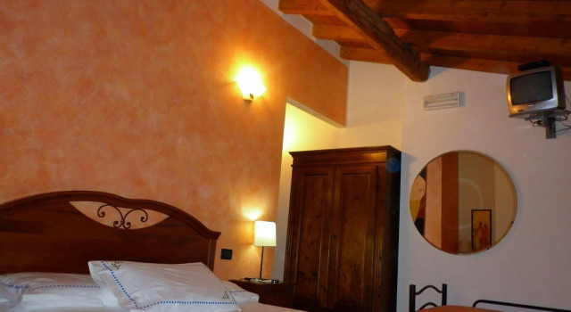 B&B La Cascina di Alice, Забронировать Отель Кастильоне-делле-Стивьере Ломбардия
