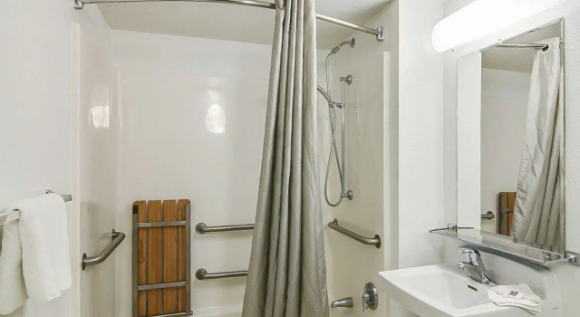 Четырёхместный номер Standard Motel 6-Buellton, CA - Solvang Area