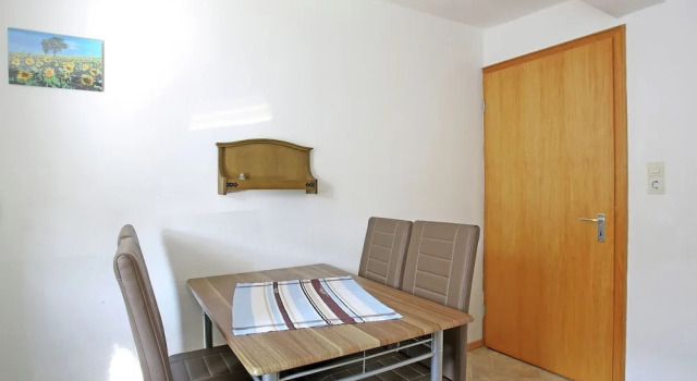 Apartment in the Sauerland Region on a Farm with Animals And Private Terrace, Забронировать Апартаменты/квартира Апартаменты Эслоэ, Апартаменты/квартира