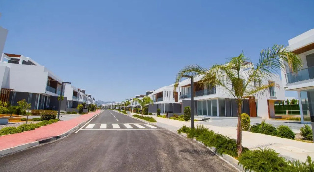 Emerald seaside residence at Four Seasons, Book Apartment Hotels in Bogaz with Parking, Parking