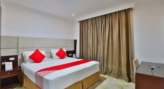 Barjas Furnished Apartment by OYO Rooms, 预订 公寓 奥朱贝尔 东部省