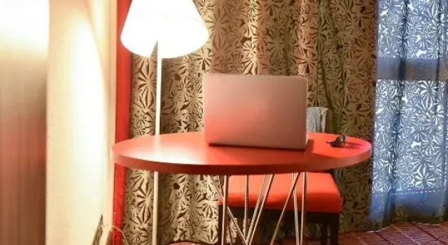 Номер Privilege Дуплекс с балконом Hotel Mercure Blois Centre