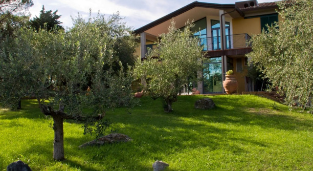 Четырёхместный номер Standard Villa Cesi Resort & Spa