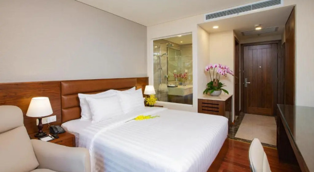 Двухместный номер Superior Orchids Saigon Hotel