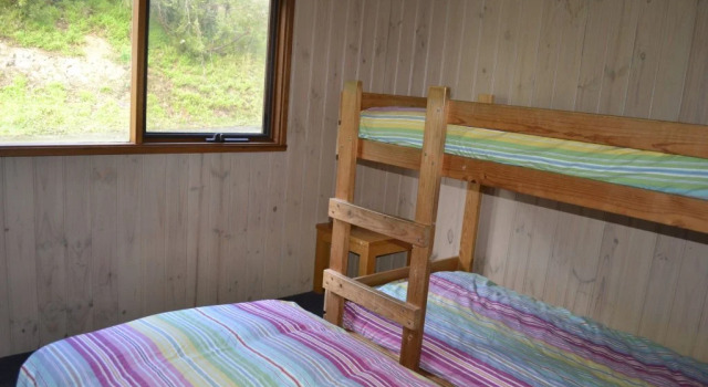 Lorne Cottages Ocean Views - Log Fires & Spas, Book Hotel Lorne 