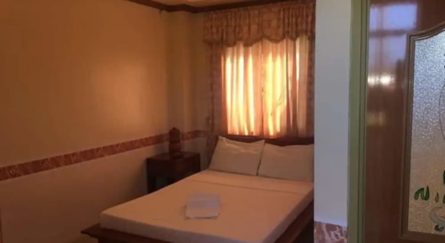 Amari Hotel and Restaurant, Prenota Hotel Currimao Luzon