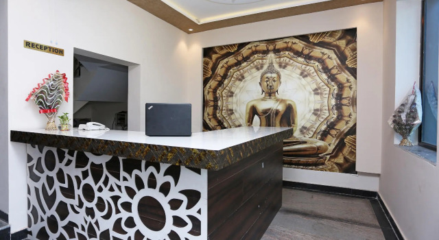 OYO 23071 Hotel Arman Palace & Banquet
