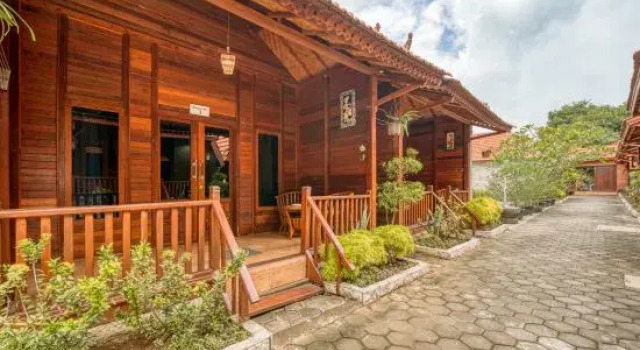 Uli Wood Villa Jimbaran, Rezerwuj Willa Wille w Bali, Willa