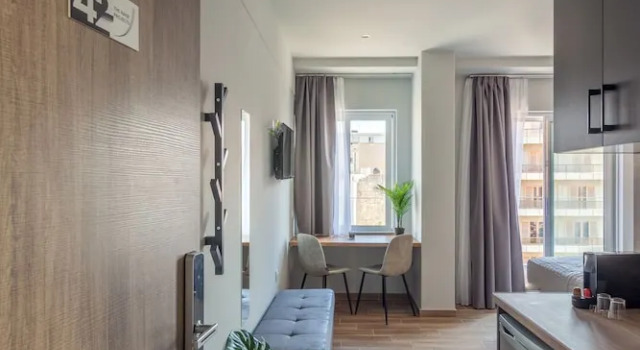 Клубная студия Raise Kornarou City Stay