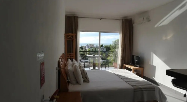 Arkenstone Studio, Rezerwuj Hotel La Gaulette Mauritius West Coast