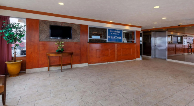 Travelodge by Wyndham Cleveland Airport