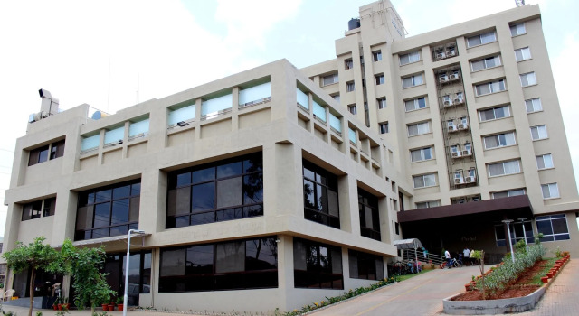 The Fern Residency Pune, Vadgaon-Talegaon, Series by Marriott, Забронировать Отель Отели штата Махараштры с бассейном, Бассейн