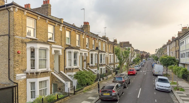 Quiet Home near Hampstead Heath, Забронировать Отель Бизнес-отели Лондона, рядом с Лодердейл-хаус, 4* 5*