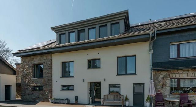 Extravagant Holiday Home in Büllingen With Wellness Centre, Rezerwuj Hotel Buellingen 