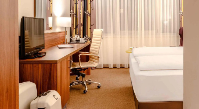 Отель Plaza Premium Wien