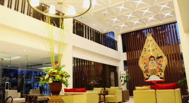 HOM Platinum, Rezervovat Hotel 3hvězdičkové hotely v Yogyakarta Province, 3*
