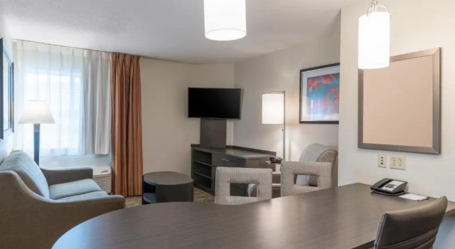 Двухместный номер Standard Candlewood Suites Washington-Dulles Herndon by IHG