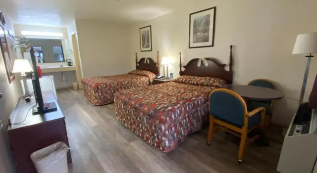 Номер Deluxe El Rancho Motel