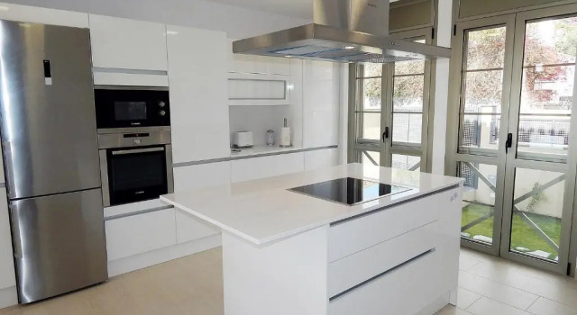Вилла 5 bedrooms Villa Costa Adeje
