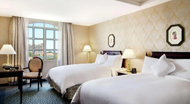 Четырёхместный номер Executive Hilton Princess Managua