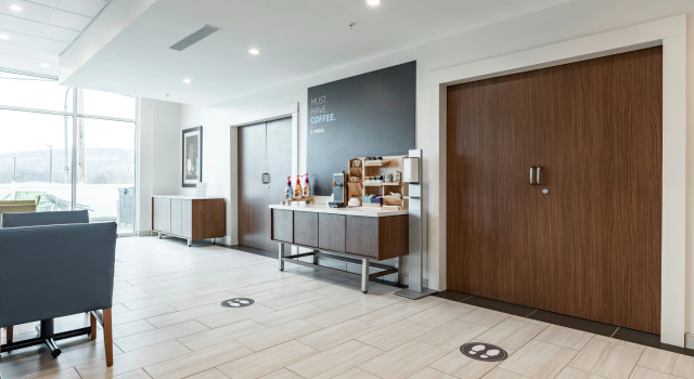 Holiday Inn Express & Suites Moundsville by IHG, Varaa Hotelli Moundsville Länsi-Virginia