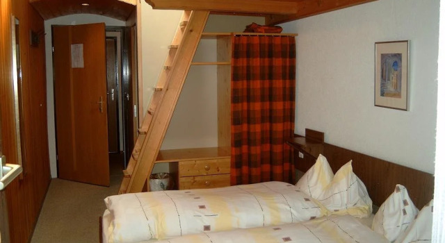 Ferienzentrum Blaukreuz, Prenota Hotel Hotel a Canton Berna con parcheggio, Parcheggio