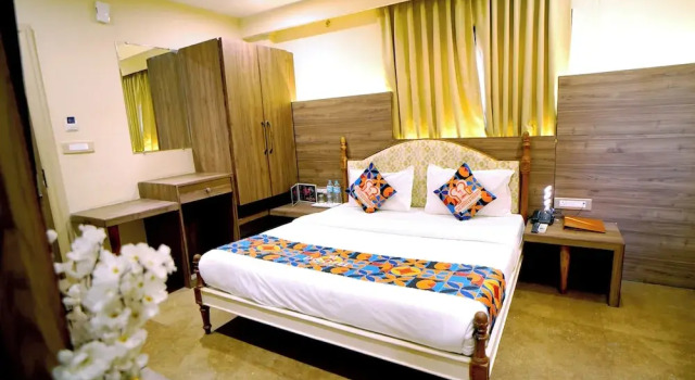 Люкс Deotel Inn Pithampur by JMC